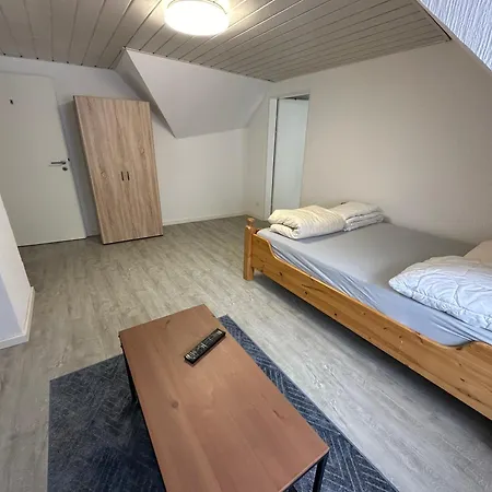 Guest Room - Monteurzimmer Im Kestert Exterior photo
