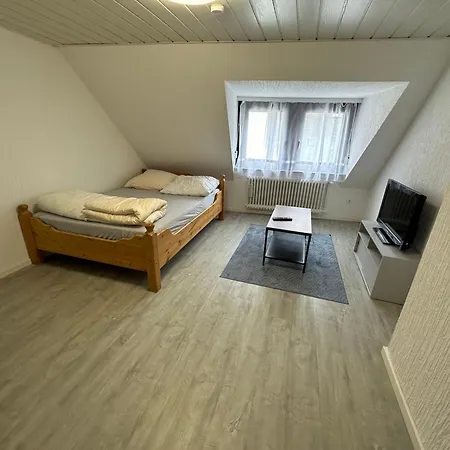 Guest Room - Monteurzimmer Im Kestert Exterior photo